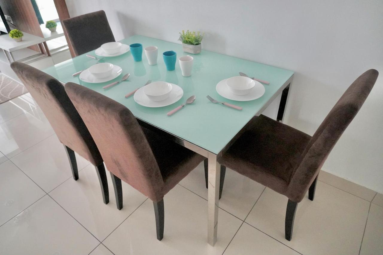 Gurney Drive Mansion One Serviced Apartment Τζωρτζ Τάουν Δωμάτιο φωτογραφία