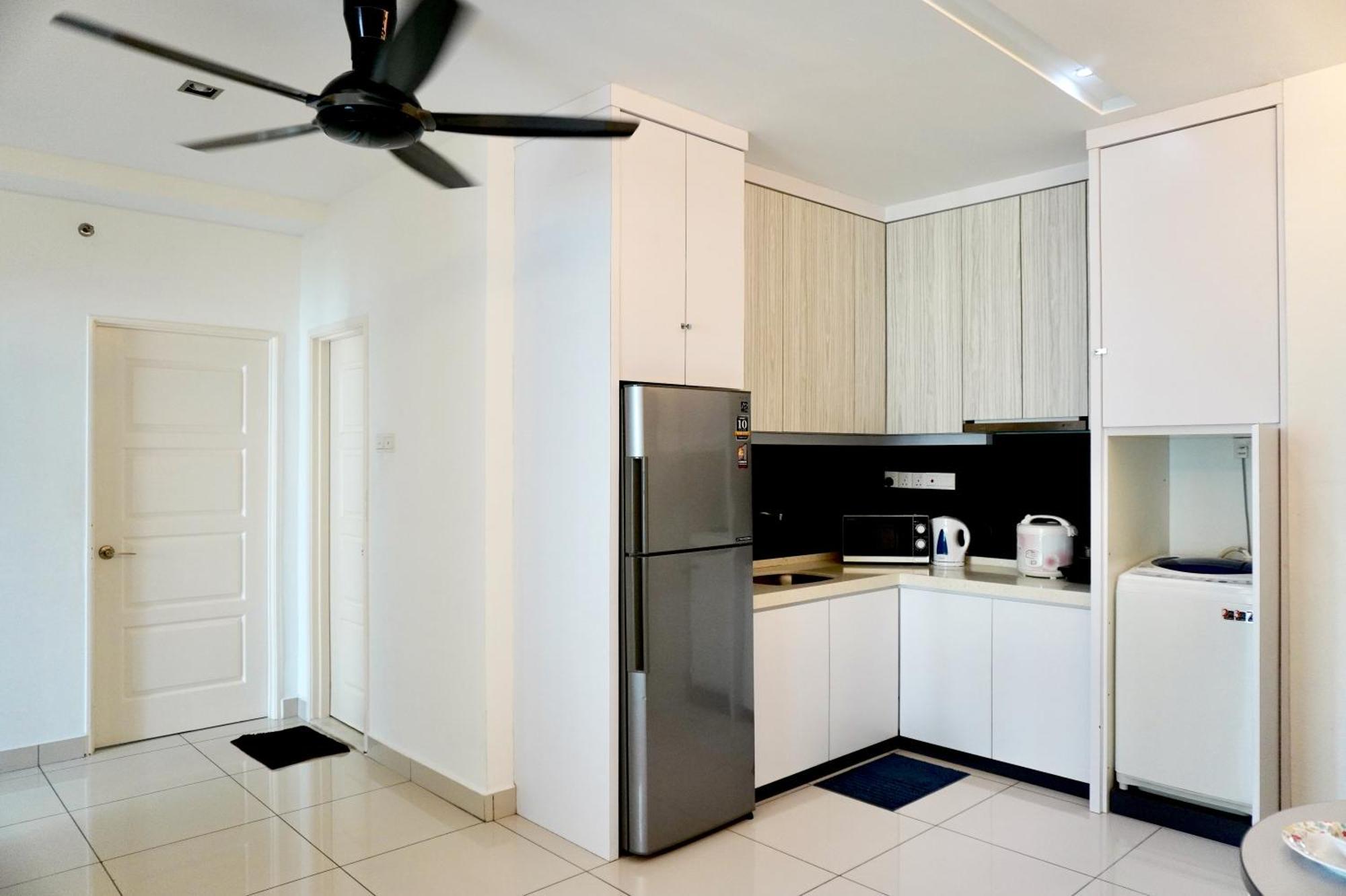 Gurney Drive Mansion One Serviced Apartment Τζωρτζ Τάουν Δωμάτιο φωτογραφία